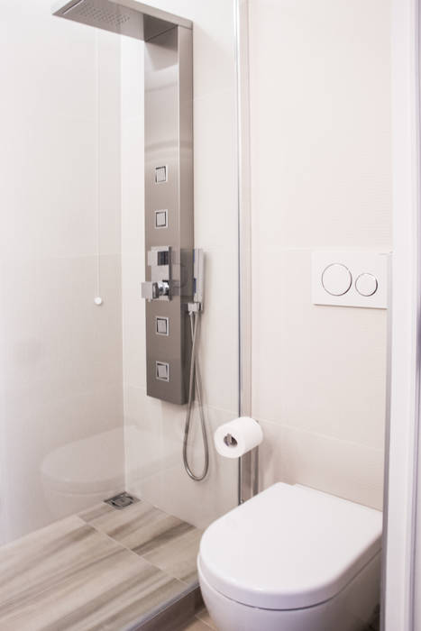 Appartamento 1410, Spazio 14 10 Spazio 14 10 Minimalist style bathroom