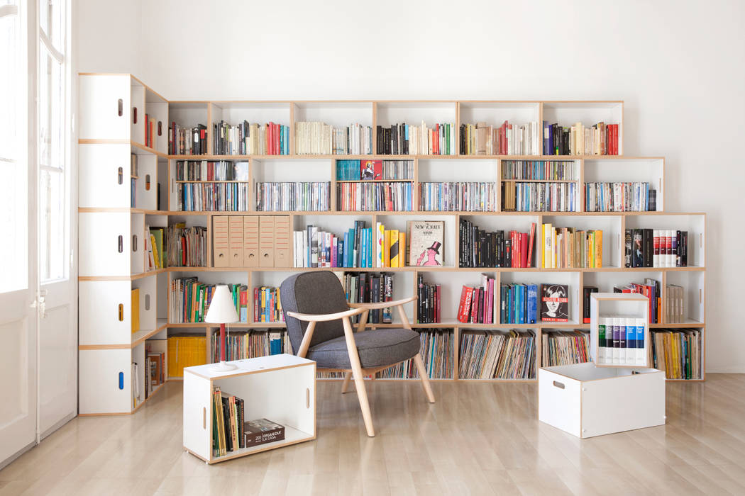 Gran librería modular construida en L y acabado en escalera BrickBox - Estanterías Modulares Salones de estilo minimalista estantería,librería,estantería modular,librería modular,gran librería