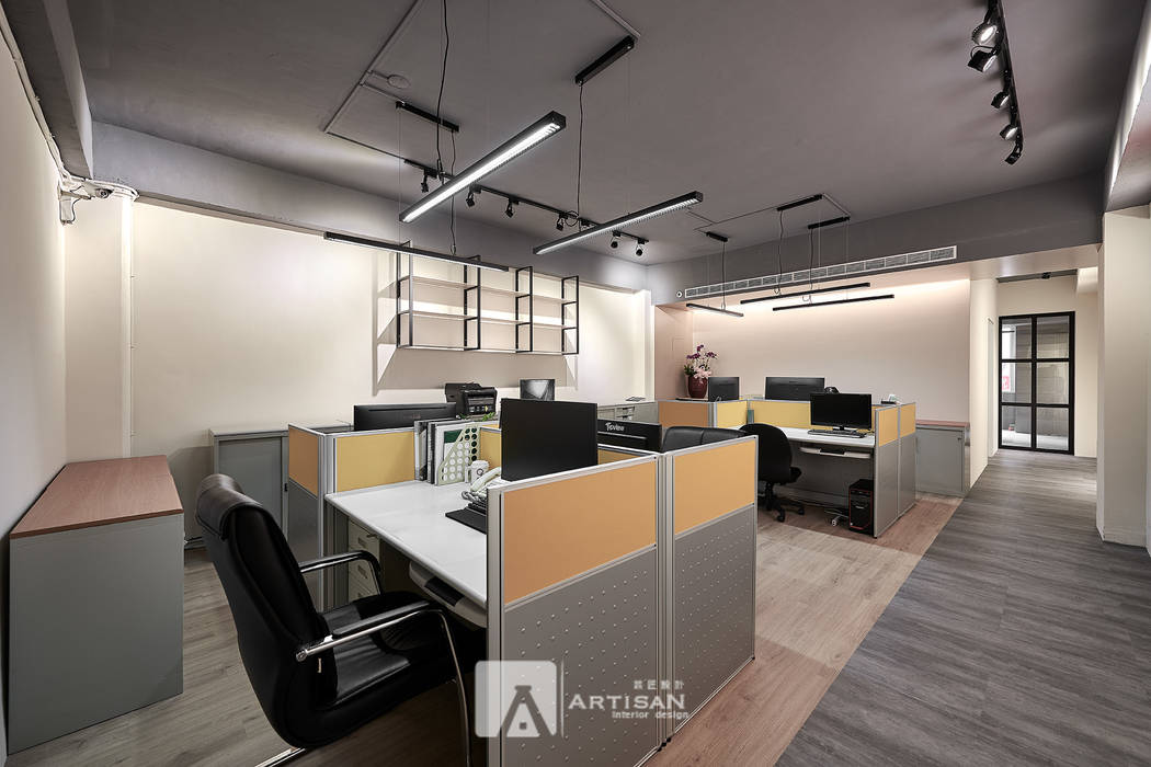 辦公室 芸匠室內裝修設計有限公司 商业空间 複合木地板 Transparent 辦公室&店面