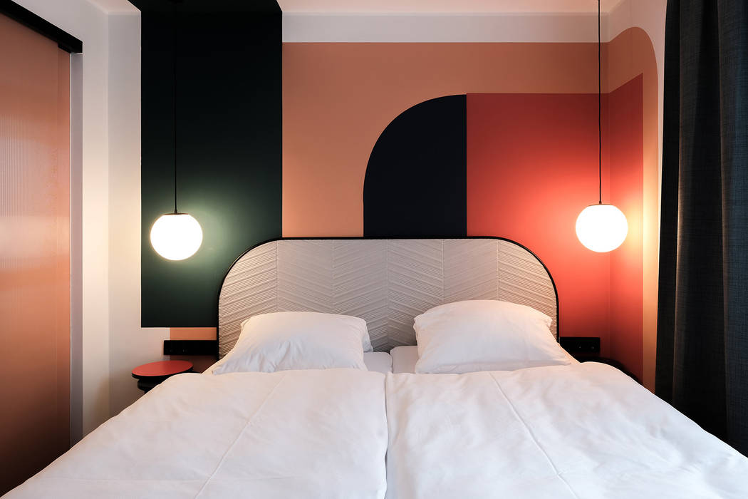 THE DOT HOTEL, LOVA LOVA Bedrijfsruimten Glas Hotels