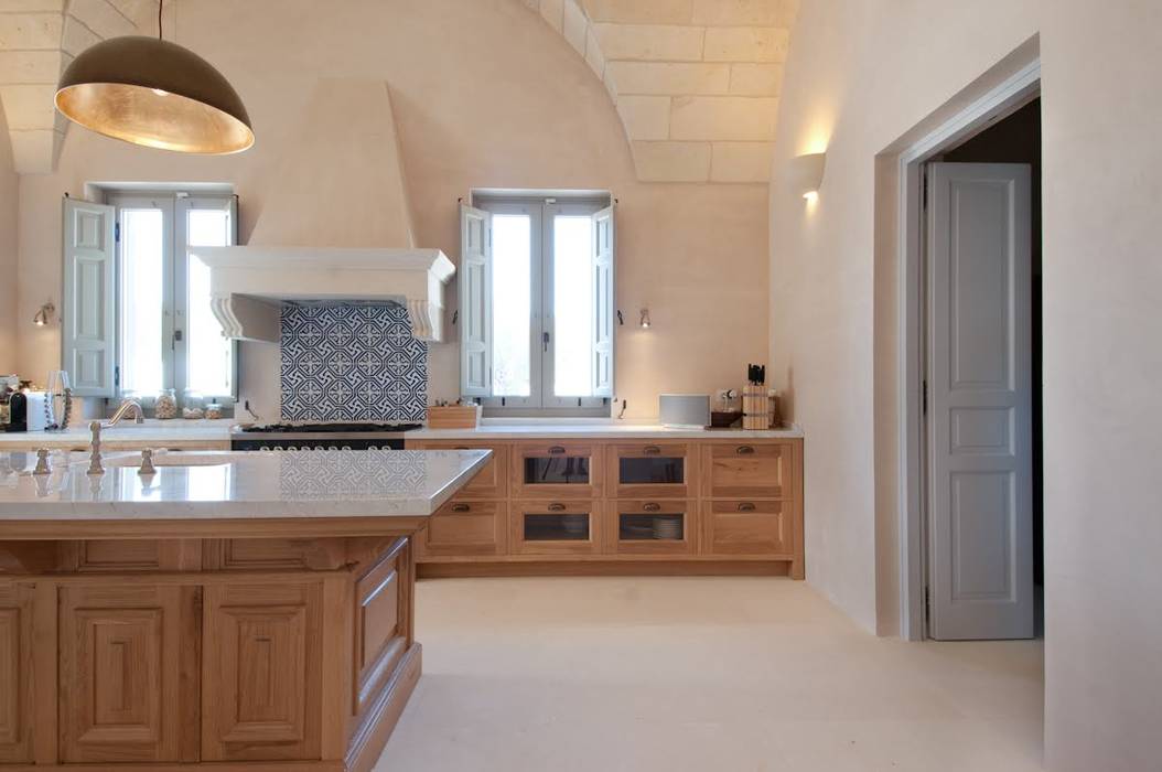 Masseria P1, architetto stefano ghiretti architetto stefano ghiretti ห้องครัว