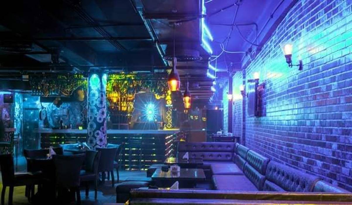 Restaurant interior Hauz Khas Village,Delhi, Ka Ka Ruang Komersial Batu Bata Bar & Klub