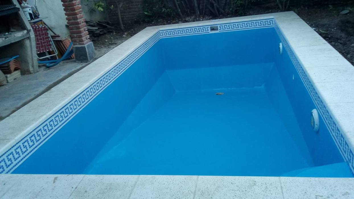 Construccion pileta 6 x 3, Grupo Thara Grupo Thara Swimming pond Concrete