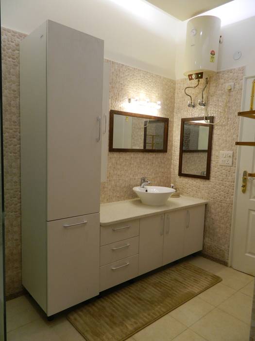 Kitchen & Interiors, Sector 46 Noida, hearth n home hearth n home Classic style bathroom