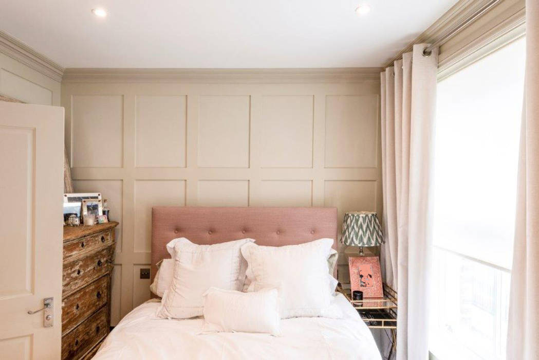 Knightbridge renovation, Prestige Architects By Marco Braghiroli Prestige Architects By Marco Braghiroli Classic style bedroom