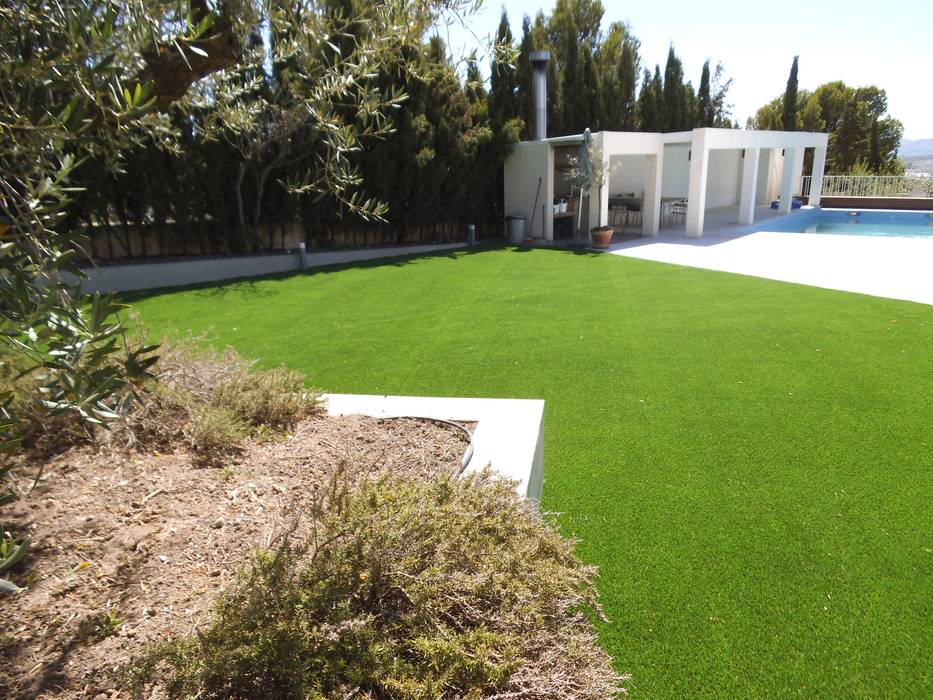 Proceso de instalación de césped artificial Albergrass para una obra en la ciudad de Ibi, Alicante, Albergrass césped tecnológico Albergrass césped tecnológico Taman Gaya Mediteran