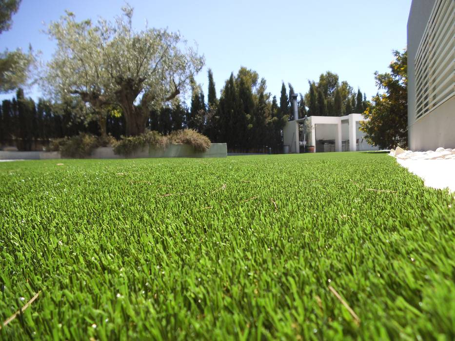 Proceso de instalación de césped artificial Albergrass para una obra en la ciudad de Ibi, Alicante, Albergrass césped tecnológico Albergrass césped tecnológico Taman Gaya Mediteran