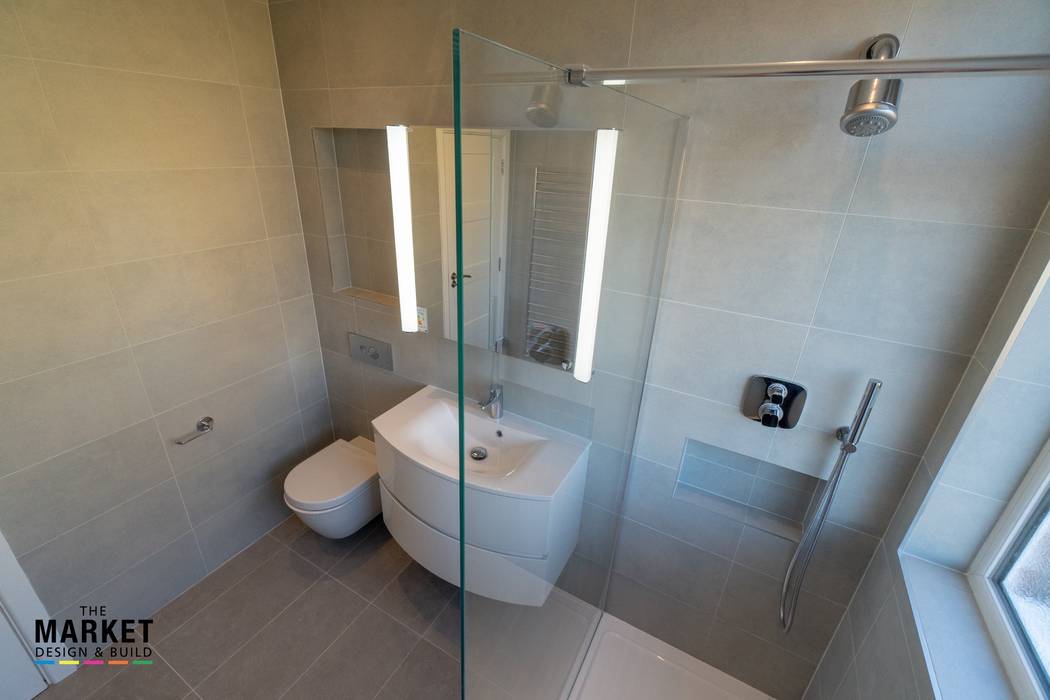 Ealing Loft Conversion, The Market Design & Build The Market Design & Build Modern bathroom