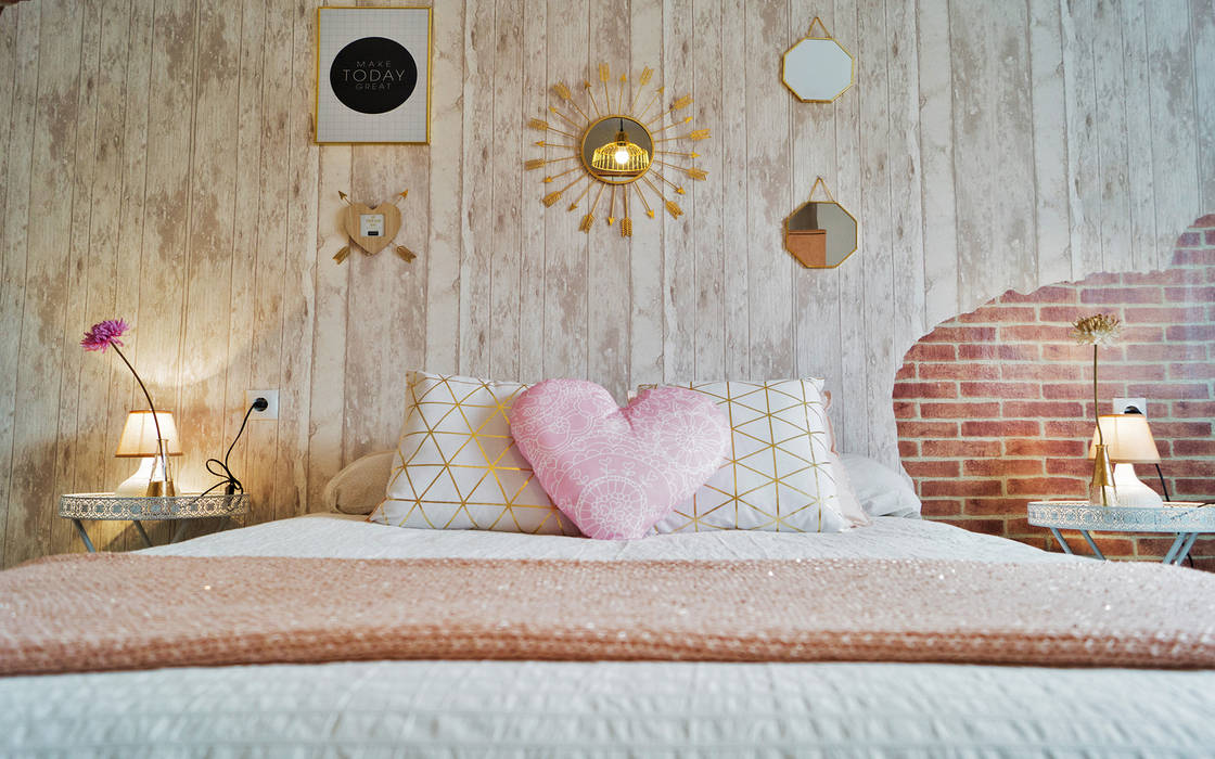 Habitación Rosé, Housing & Colours Housing & Colours Bedroom Metal Accessories & decoration