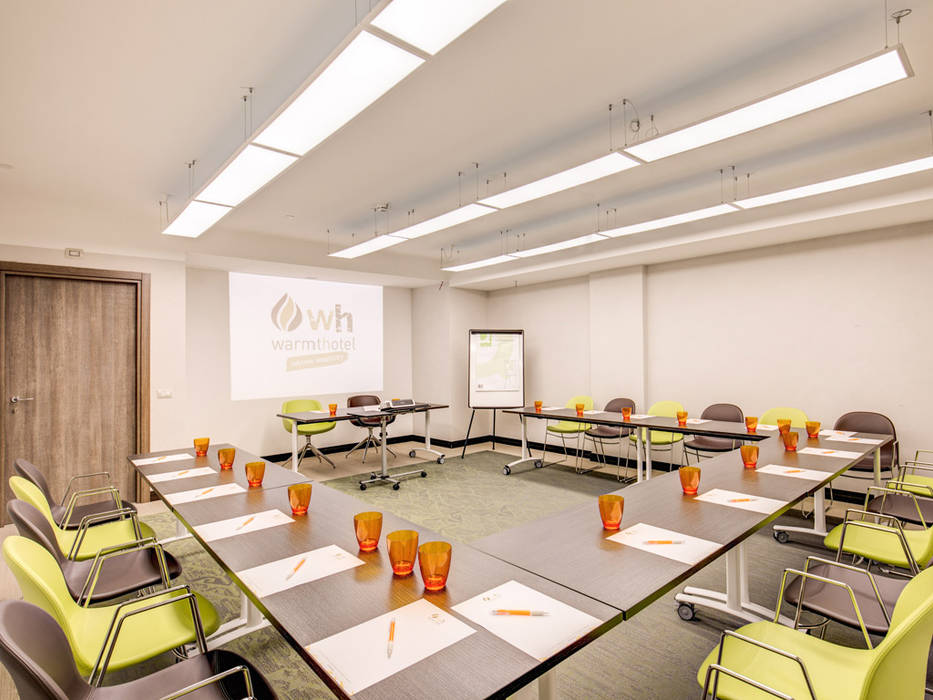 Sala Conferenze Sala Multimediale Moderna Di Architettura Suppressa Moderno Homify