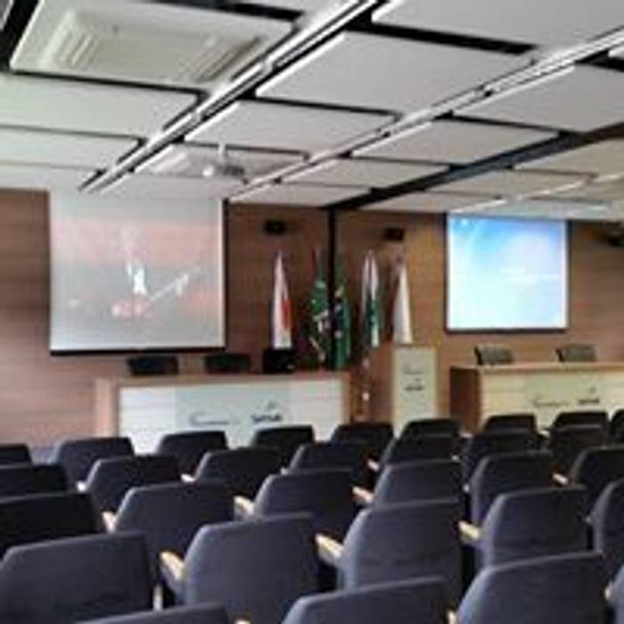 ÁUDIO E VÍDEO EM AUDITÓRIO, KENP - soluções em áudio e vídeo KENP - soluções em áudio e vídeo Commercial spaces Event venues