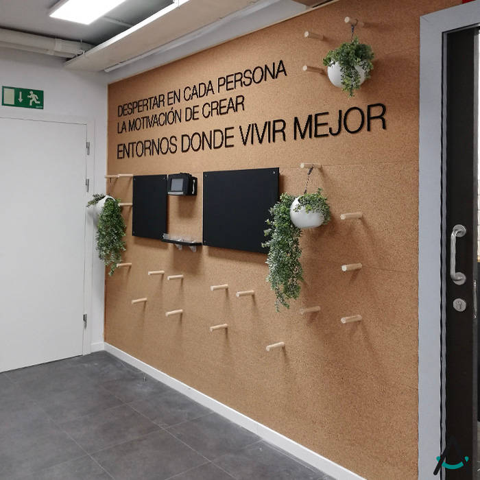 Proyecto de reforma e interiorismo para las terrazas y espacios del Leroy Merlin de Plaza Cataluña, Barcelona. , Estudi Aura, decoradores y diseñadores de interiores en Barcelona Estudi Aura, decoradores y diseñadores de interiores en Barcelona Gewerbeflächen Holz Holznachbildung Geschäftsräume & Stores