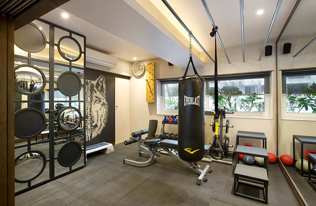 Gymnasium Finelines Designers Private Limited Eclectic style gym