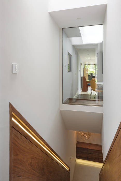 The Sunken Room, Shape London Shape London Pasillos, vestíbulos y escaleras de estilo moderno