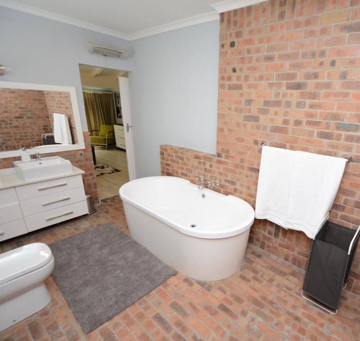 Home Renovation, Jukskei Park, Johannesburg, CS DESIGN CS DESIGN Modern bathroom