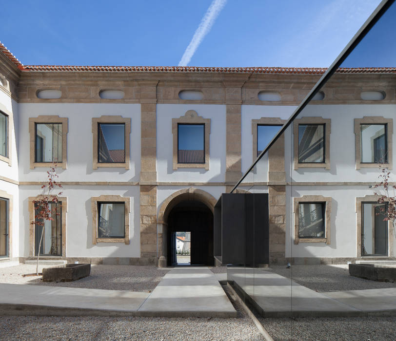 Casa da Cultura de Pinhel, depA Architects depA Architects Commercial spaces Event venues