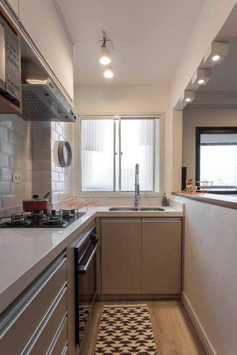 Reforma de apartamento de jovem casal , Studio Elã Studio Elã Módulos de cocina