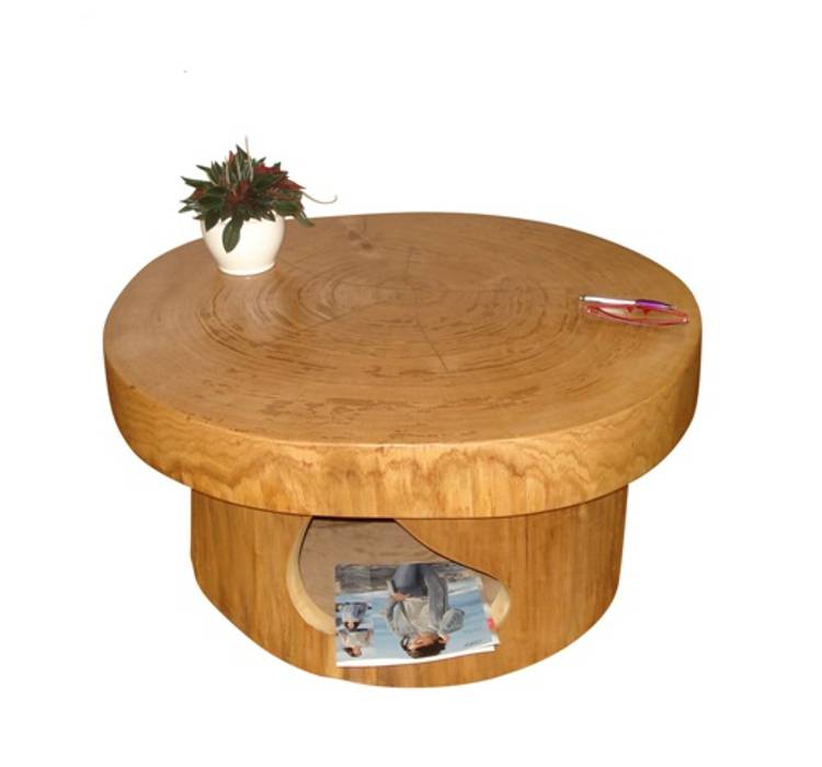 Baumstamm tisch: wohnzimmer von holzbau bohse | homify Baumstamm tisch: wohnzimmer von holzbau bohse | homify