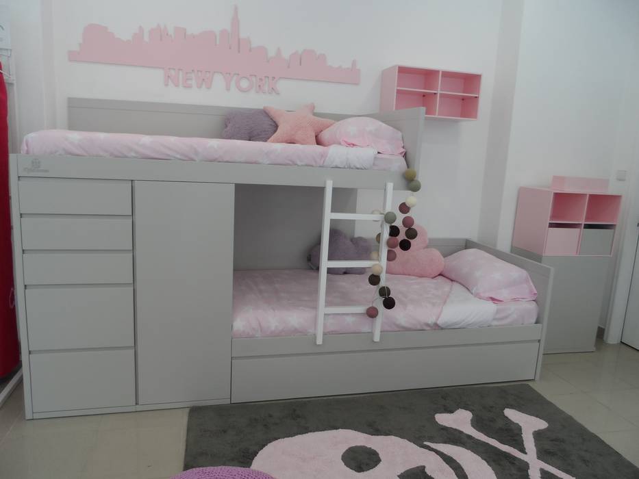 homify Modern Kid's Room MDF Beds & cribs
