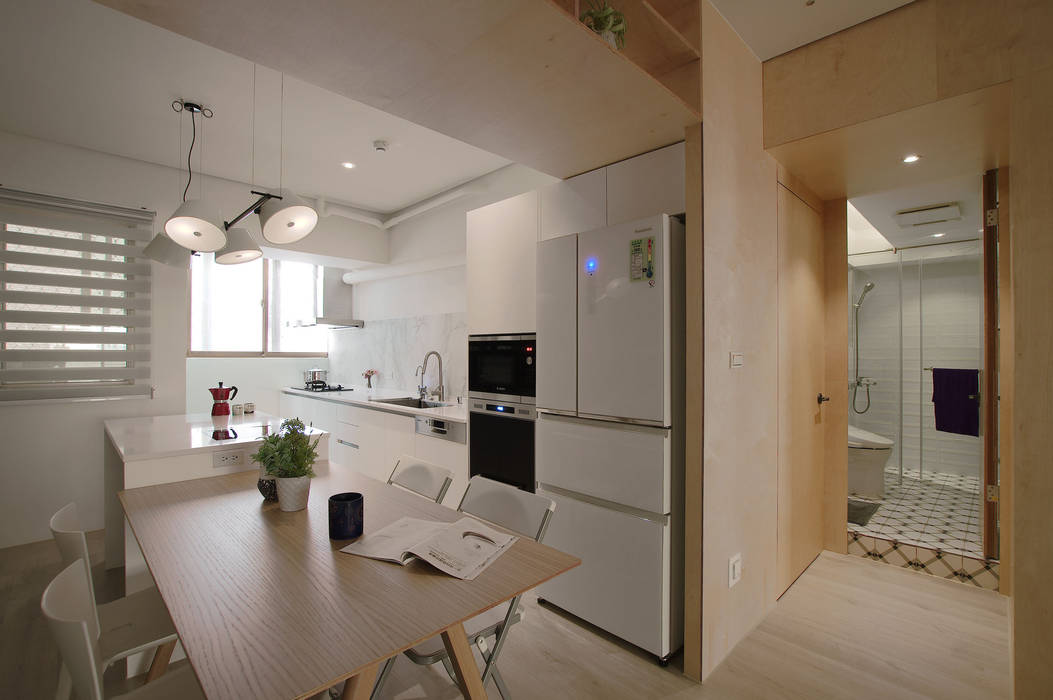Apartment L, 六相設計 Phase6 六相設計 Phase6 系統廚具 開放式廚房,中島,洗碗機,BOSH