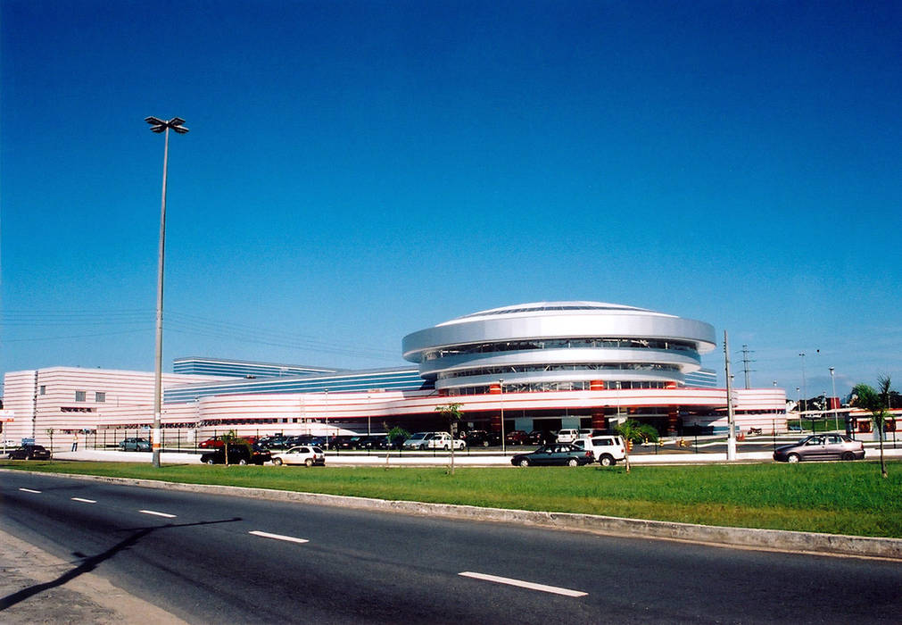 CENTRO COMERCIAL ANGELONI CAPOEIRAS – VERSÃO 02, Douglas Piccolo Arquitetura e Planejamento Visual LTDA. Douglas Piccolo Arquitetura e Planejamento Visual LTDA. Espaços comerciais Lojas e imóveis comerciais