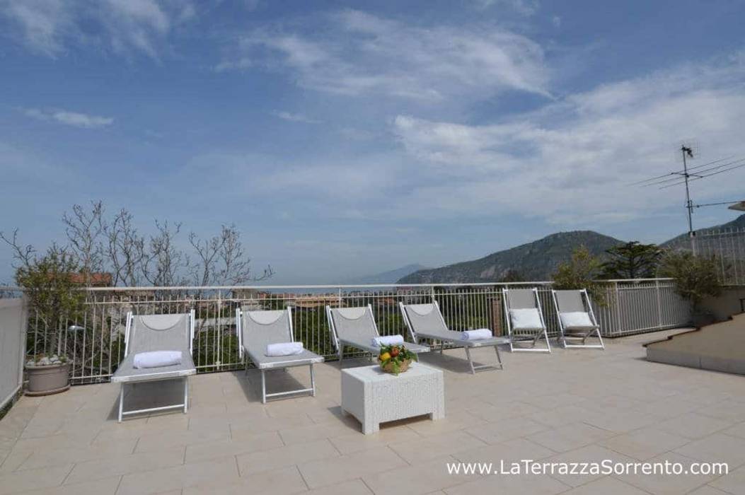 La Terrazza Family House, La Terrazza Family House La Terrazza Family House 商業空間 タイル ホテル