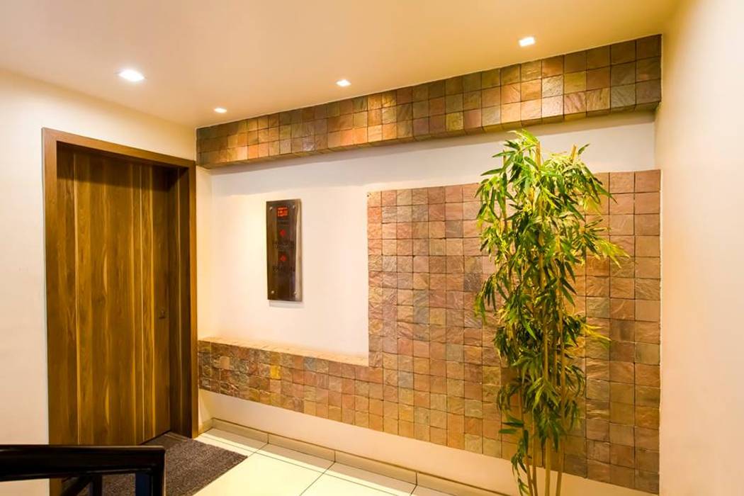 Interior Designing Pune, Olive Interiors Olive Interiors أبواب رئيسية