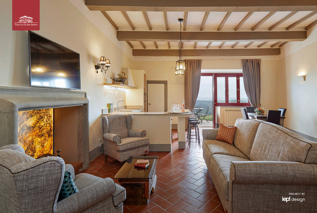 5 suites nel castello del borgo di Artimino , IEP! Design IEP! Design مساحات تجارية فنادق