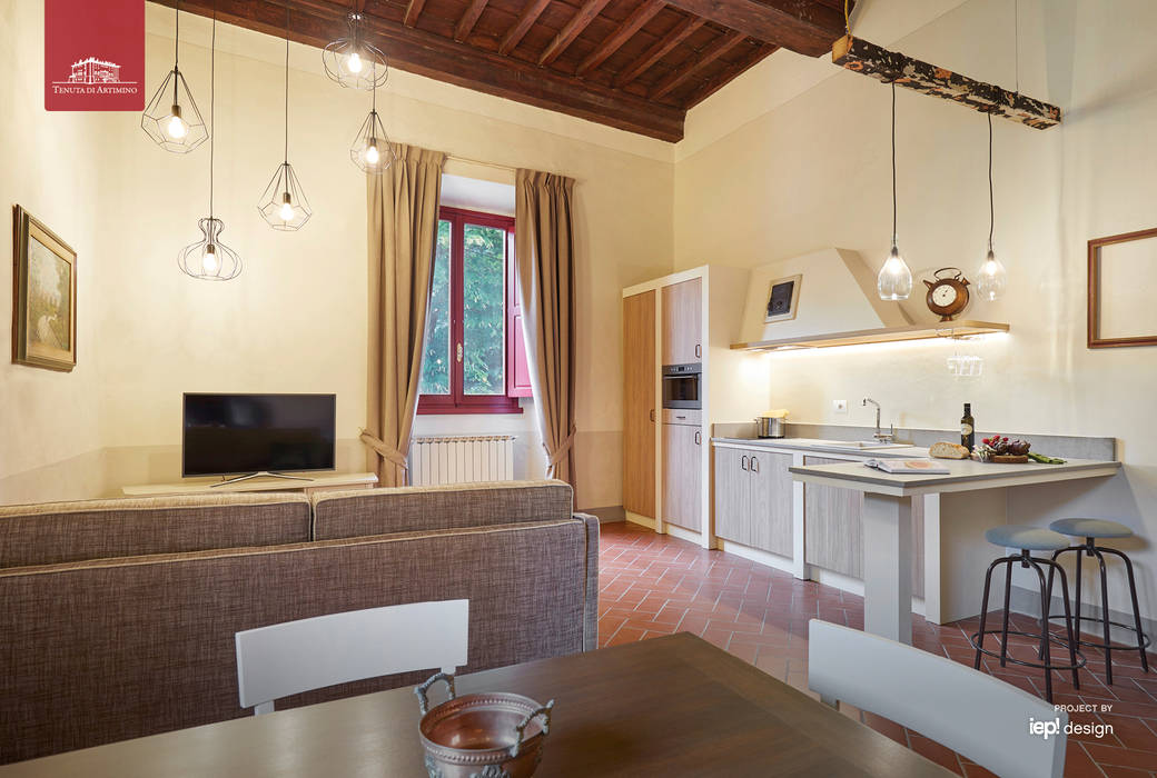 5 suites nel castello del borgo di Artimino , IEP! Design IEP! Design Espacios comerciales Hoteles