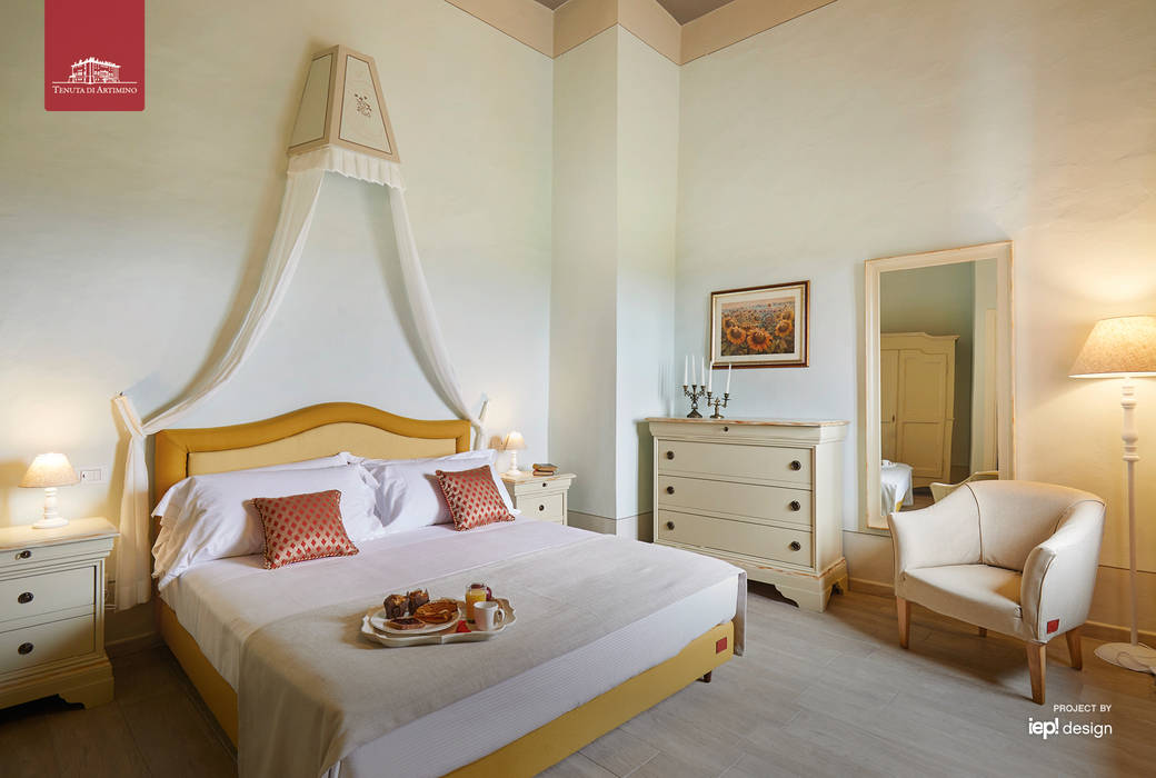 5 suites nel castello del borgo di Artimino , IEP! Design IEP! Design مساحات تجارية فنادق