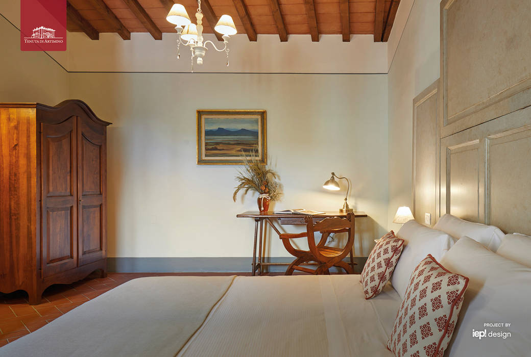 5 suites nel castello del borgo di Artimino , IEP! Design IEP! Design Commercial spaces Hotels