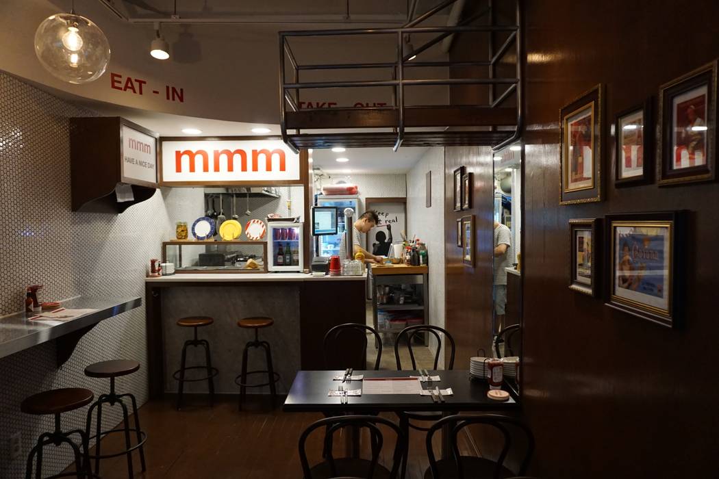 SMALL RESTAURANT INTERIOR 감자디자인 클래식스타일 다이닝 룸