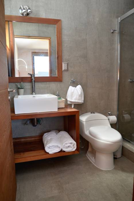 LOTE 3, CONDOMINIO PICHILEMU, KIMCHE ARQUITECTOS KIMCHE ARQUITECTOS Modern Bathroom Concrete