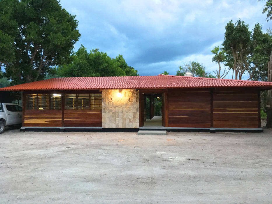 Centro de Innovación Socioambiental, Rizzardini Arquitectura Rizzardini Arquitectura منزل خشبي خشب Wood effect