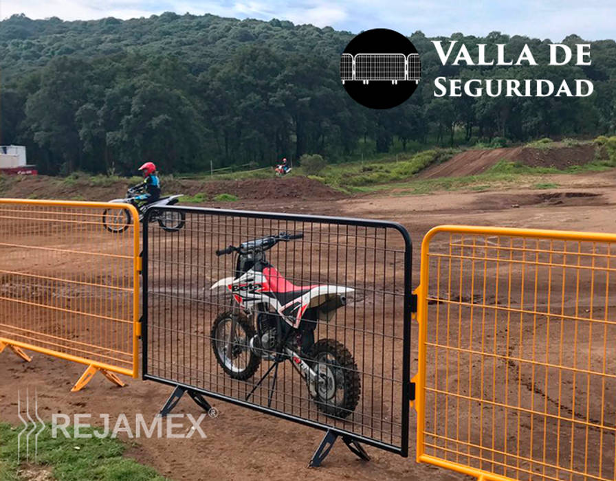 Valla de Seguridad, Rejamex Rejamex 商业空间 金屬 體育館