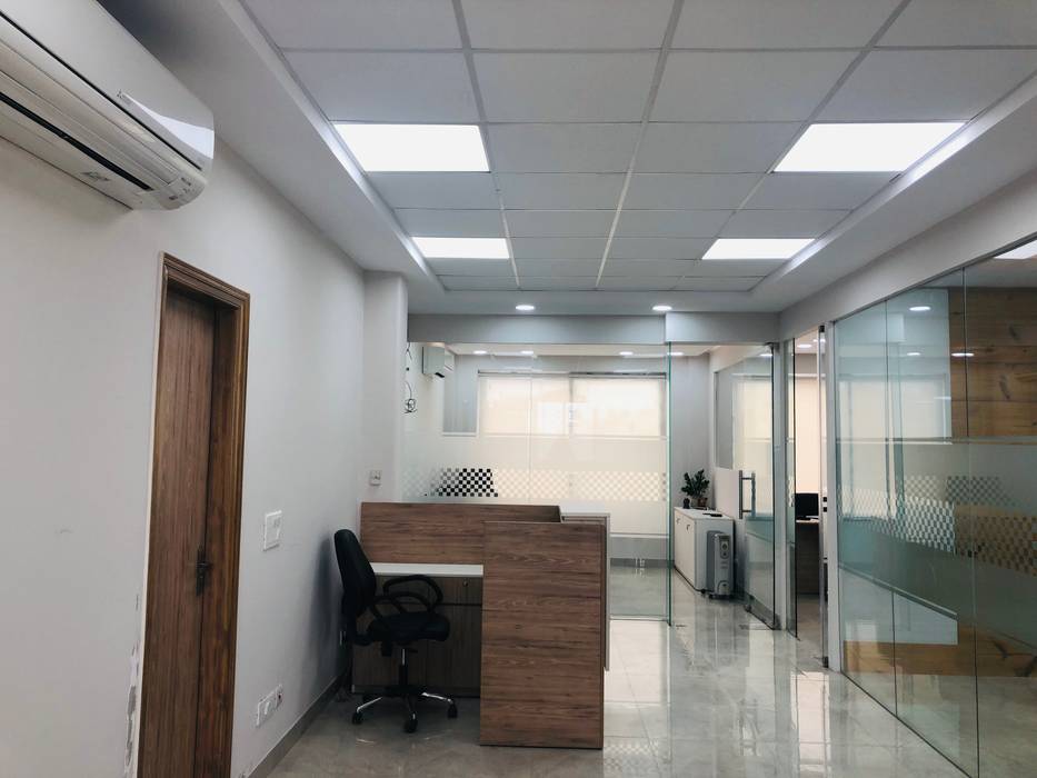 Office space at Okhla, Delhi, INTROSPECS INTROSPECS Commercial spaces Commercial Spaces