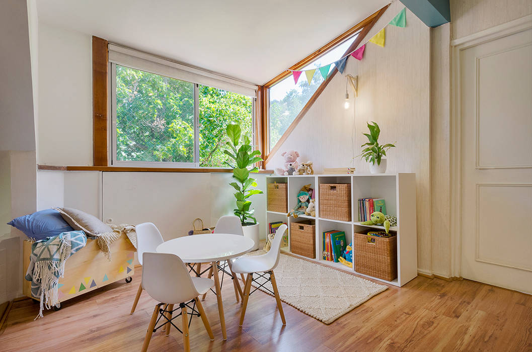Sala de juego y mueble de guardado Klover Dormitorios infantiles de estilo escandinavo Accesorios y decoración