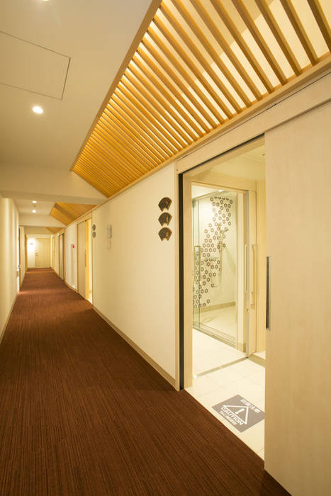 廊下 東京デザインパーティー 照明デザイン 特注照明器具 アジア風ホテル Homify
