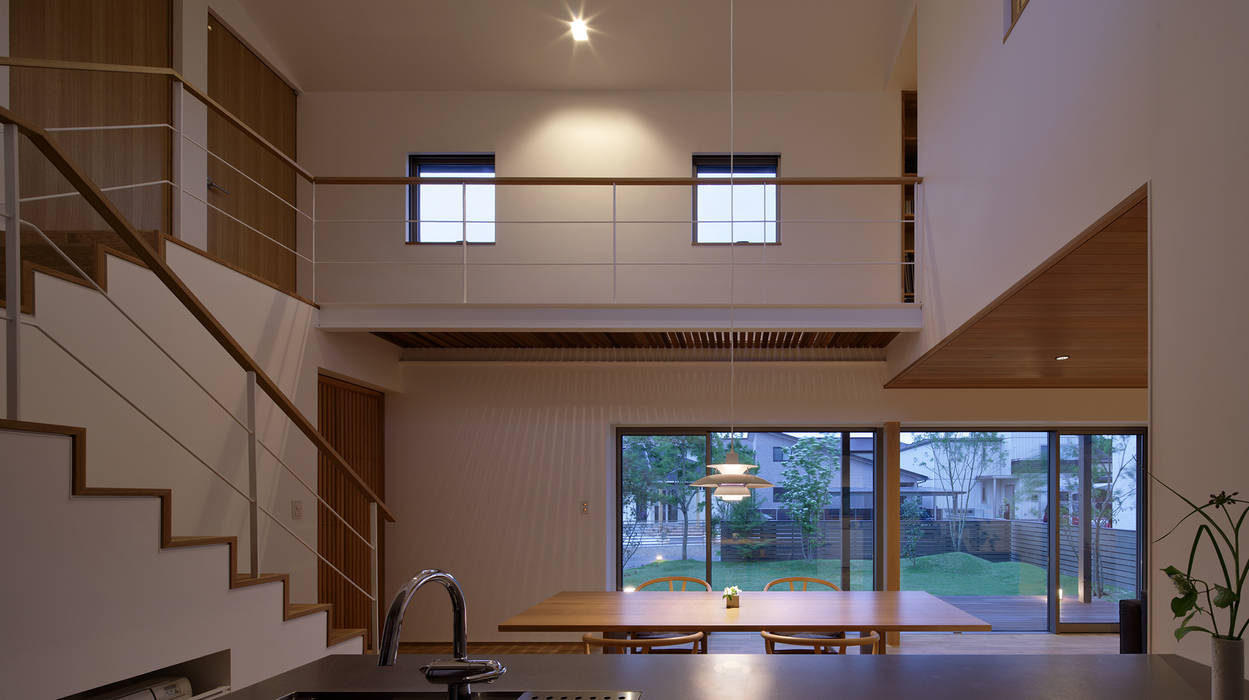 柳瀬真澄建築設計工房 Masumi Yanase Architect Office Modern Dining Room Homify