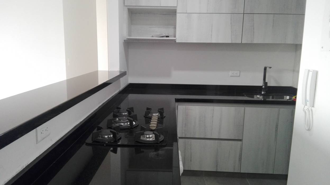 granito negro absoluto planet stone sas Cocinas equipadas Granito