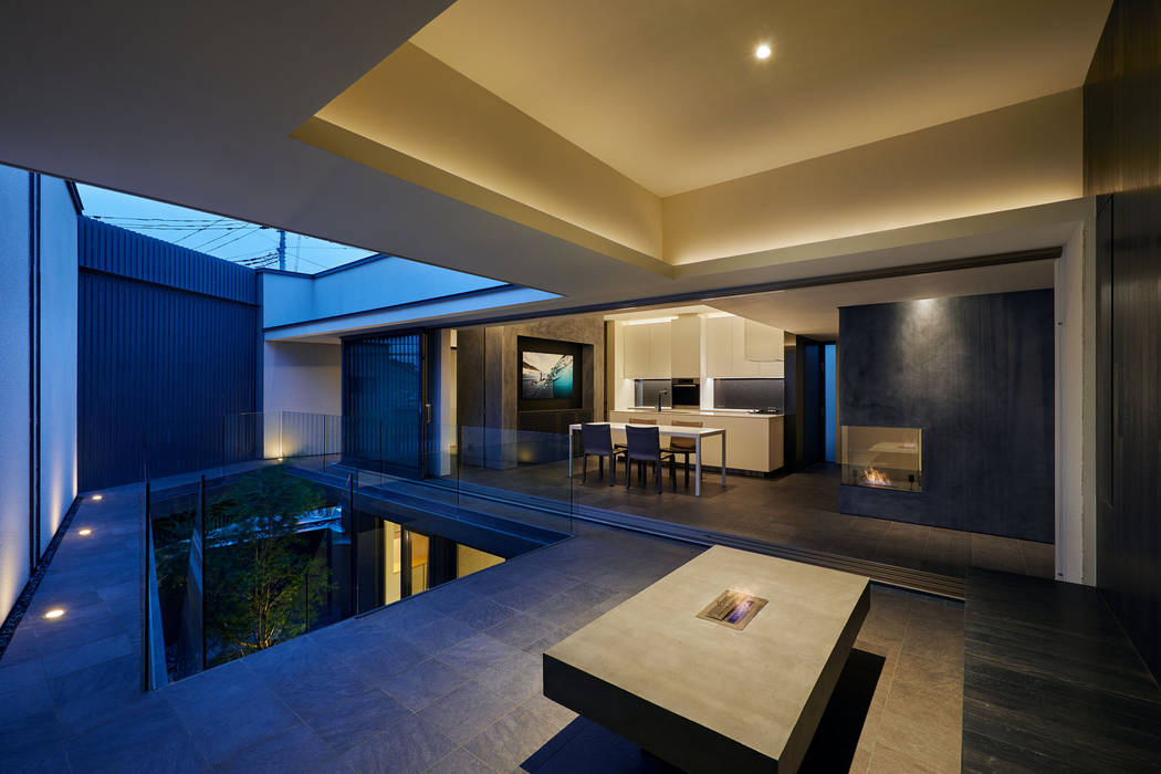 se house, Takeru Shoji Architects.Co.,Ltd Takeru Shoji Architects.Co.,Ltd Modern balcony, veranda & terrace