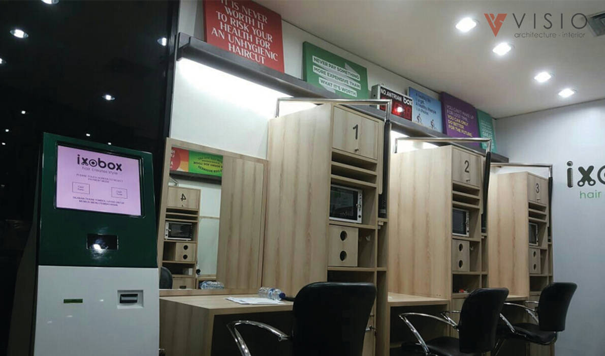 IXOBOX Barbershop, PT VISIO GEMILANG ABADI PT VISIO GEMILANG ABADI Ruang Studi/Kantor Modern Kayu Lapis