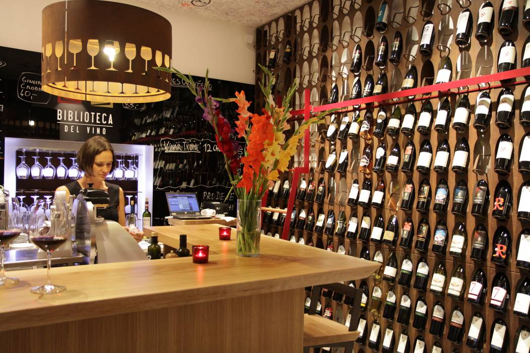 ELITE TO BE - Enoteca, Praga | LIBRERIA DEL VINO, ELITE TO BE SRL ELITE TO BE SRL Commercial spaces Office spaces & stores