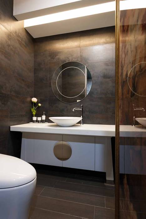 客廁 敘述室內裝修設計有限公司 浴室 镜子,棕色的,轻敲,下沉,财产,卫浴洁具,浴室水槽,浴室,木头,建筑