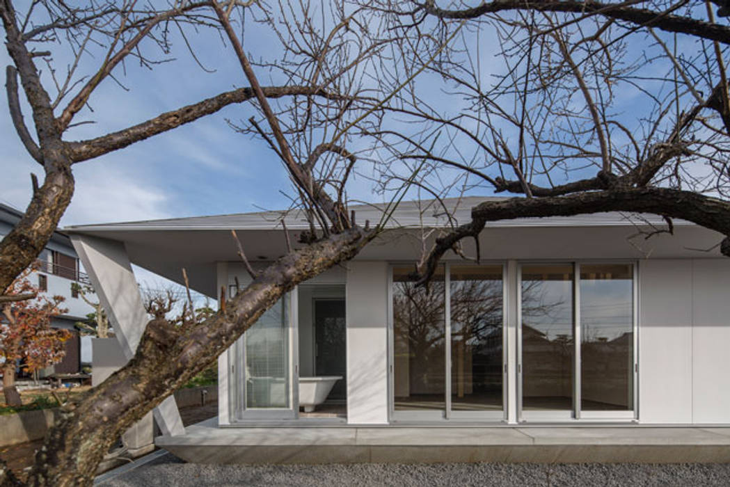 桃園の平屋 奥和田健建築設計事務所|okuwada architects office オリジナルな 庭