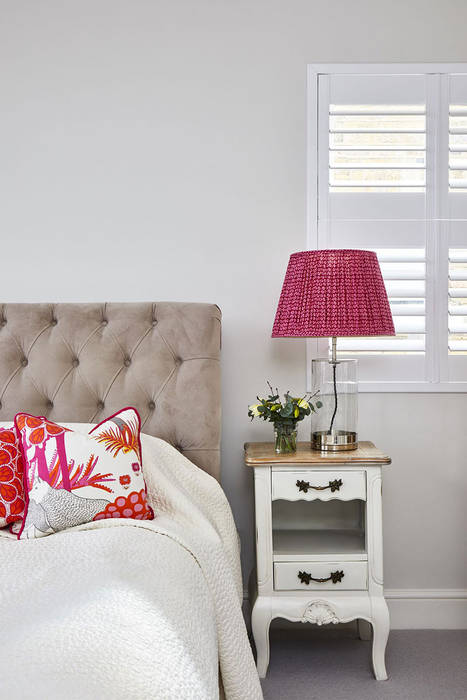 A Stunning Scandi Style Home in Fulham, Plantation Shutters Ltd Plantation Shutters Ltd Kamar tidur kecil MDF