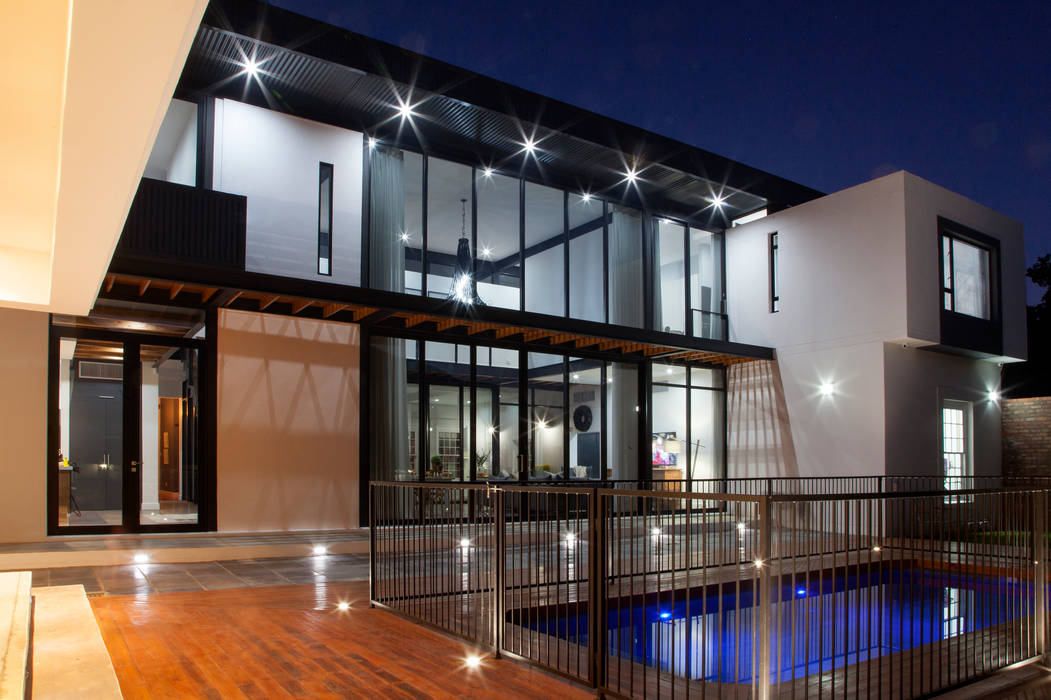 House van Jaarsveld, DMV ARCHITECTURE DMV ARCHITECTURE Rumah Modern