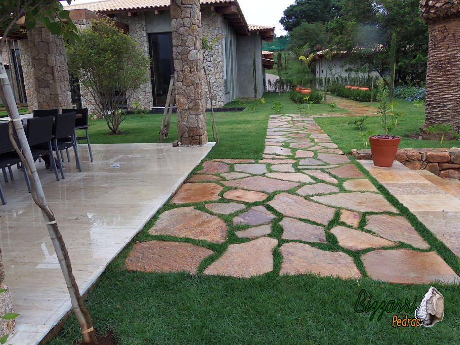 Calçamento em pedras., Bizzarri Pedras Bizzarri Pedras Jardines con piedras Piedra