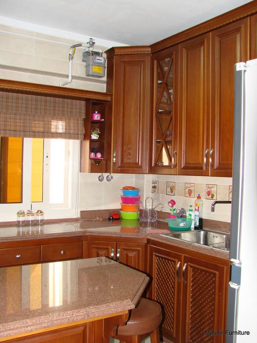 Kitchens, m furniture - moshir abdallah m furniture - moshir abdallah Kitchen Wood Wood effect Cabinets & shelves