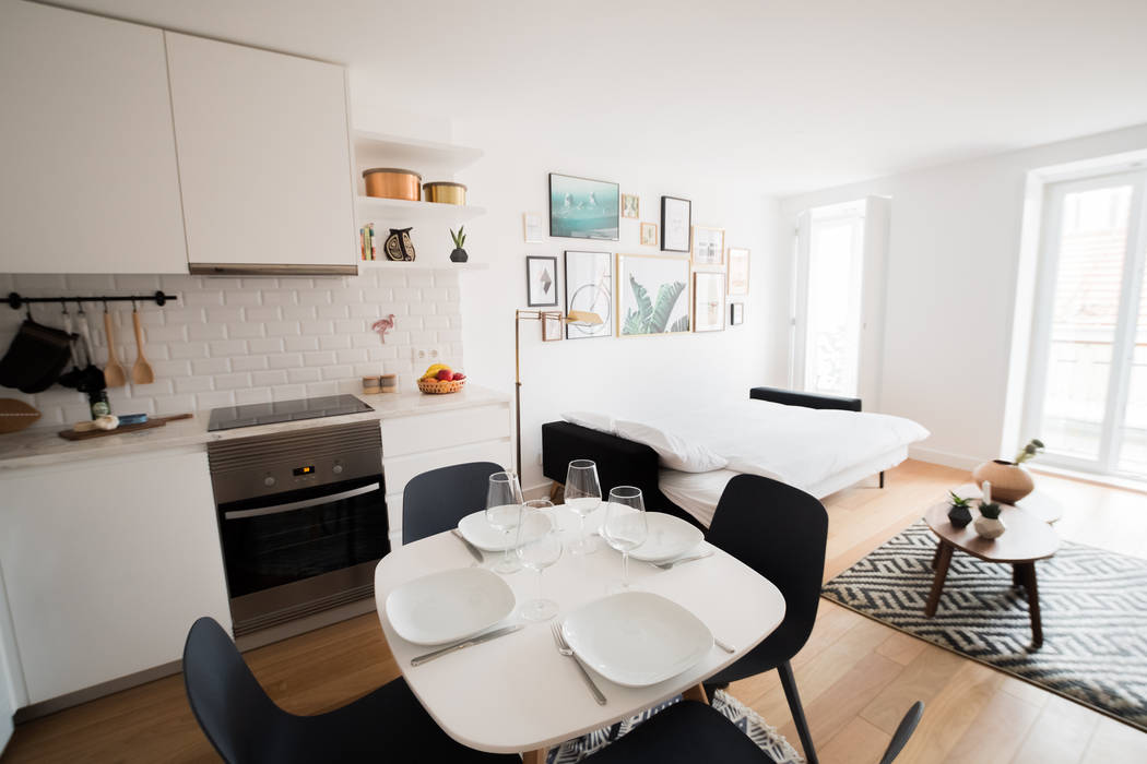 Apartamento T1 Misericordia - Lisboa Salas de jantar clássicas por EU LISBOA Clássico